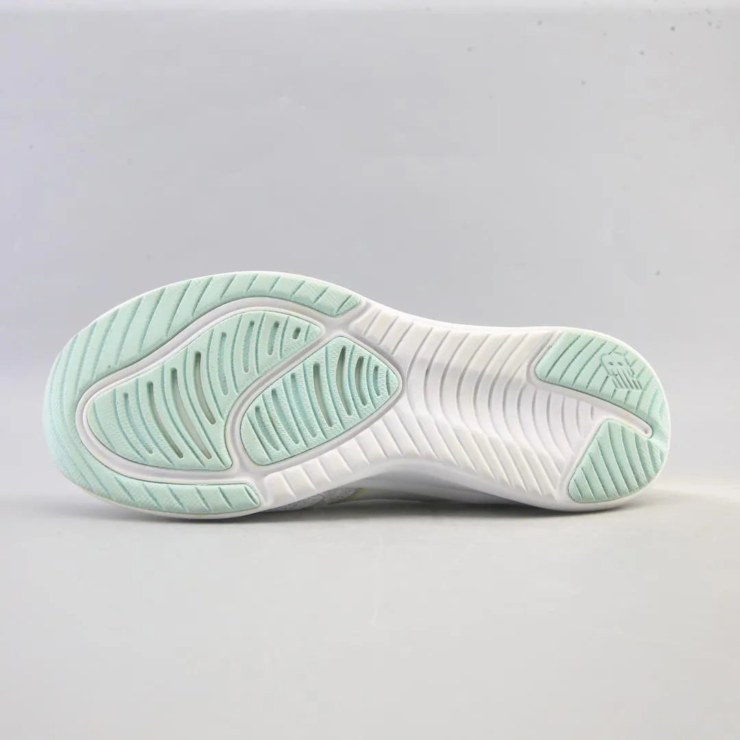 Best Running Shoes For Running A Marathon NEW BALANCE  FUELCORE NERGIZE  V1