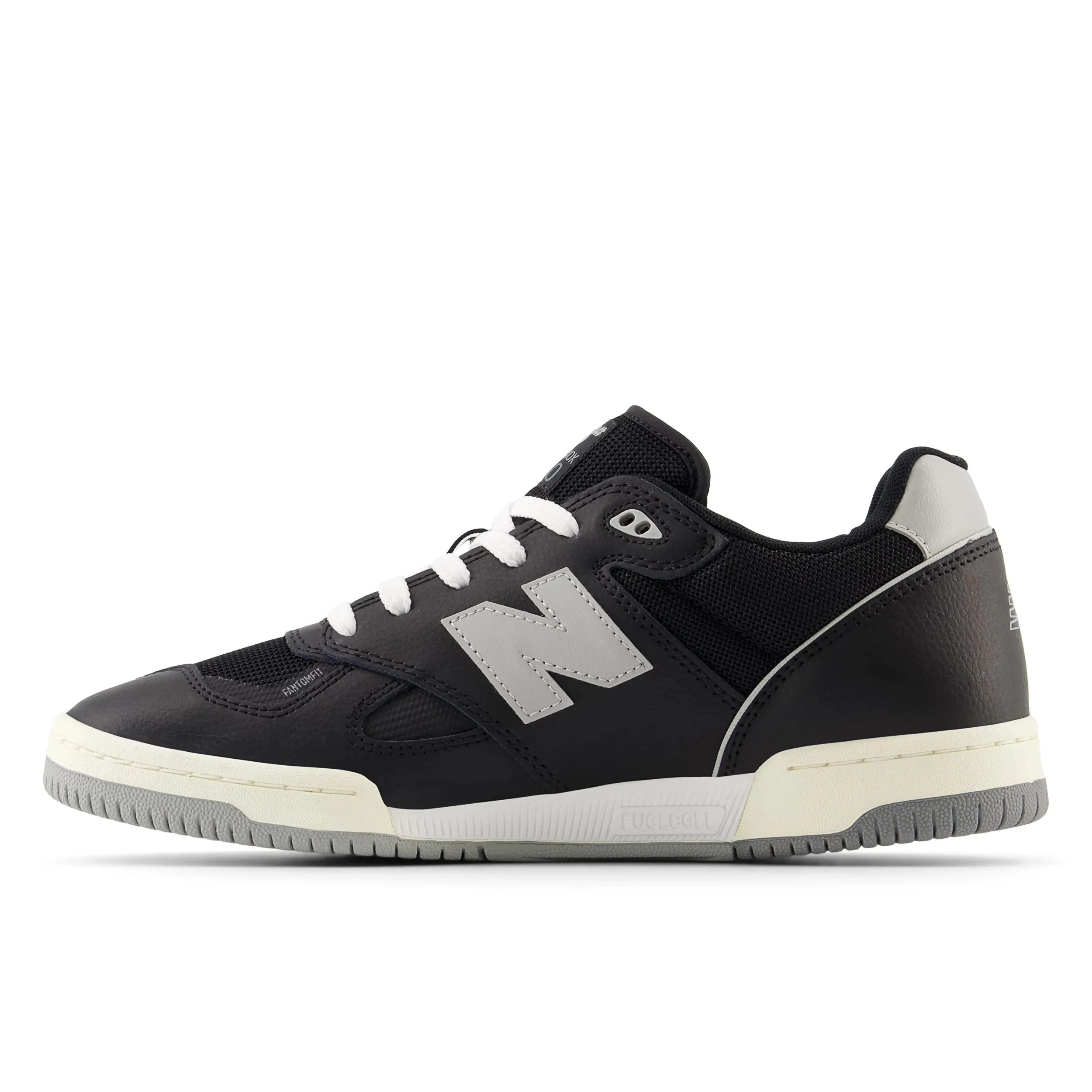 New Balance Numeric - 600 Tom Knox in Black/Grey New Balance 9060 Women's 8