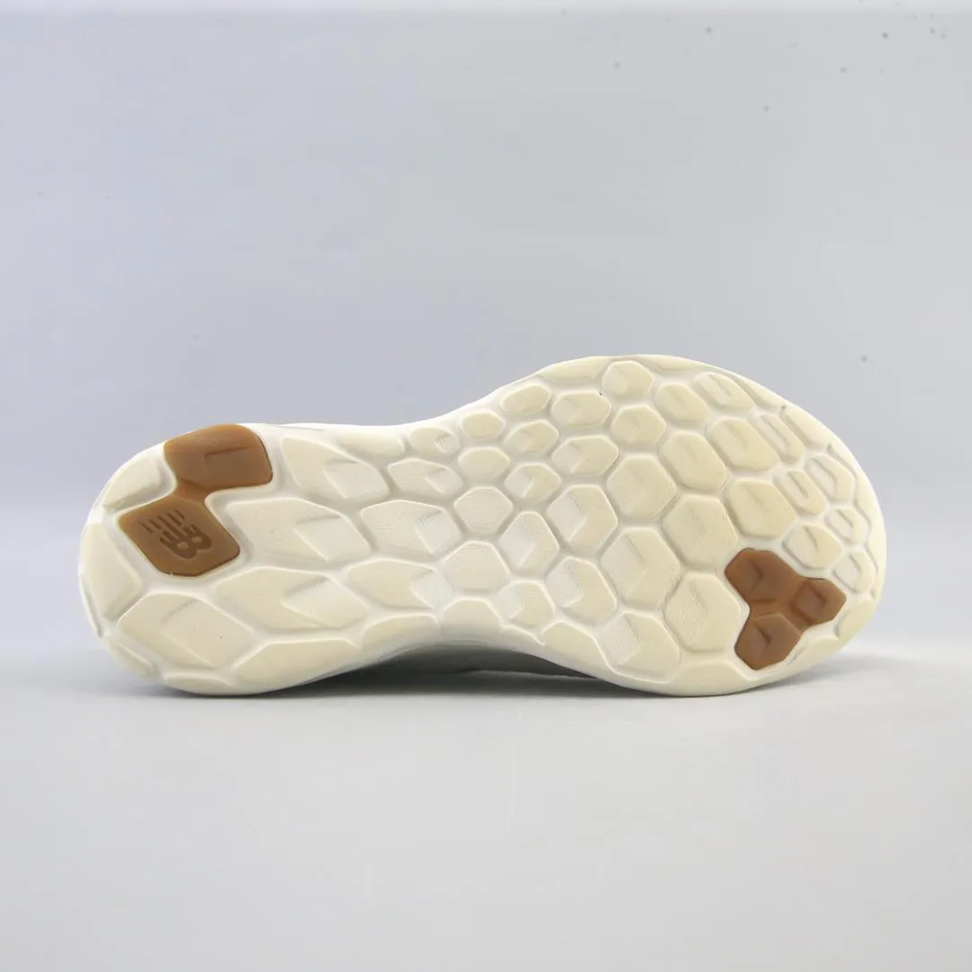 NEW BALANCE SPT Jolt 4 Running Shoes