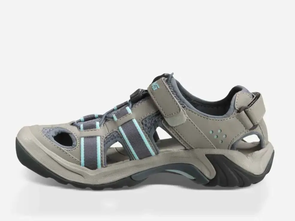 Omnium Water Shoe Wedge Sandals Dressy