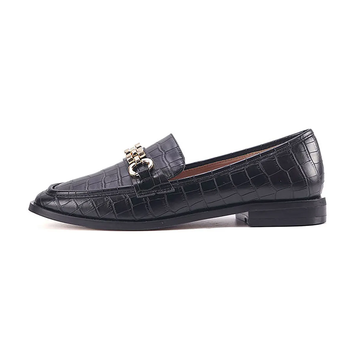 Overla-Loafer-Black Moccasins Vs Loafers