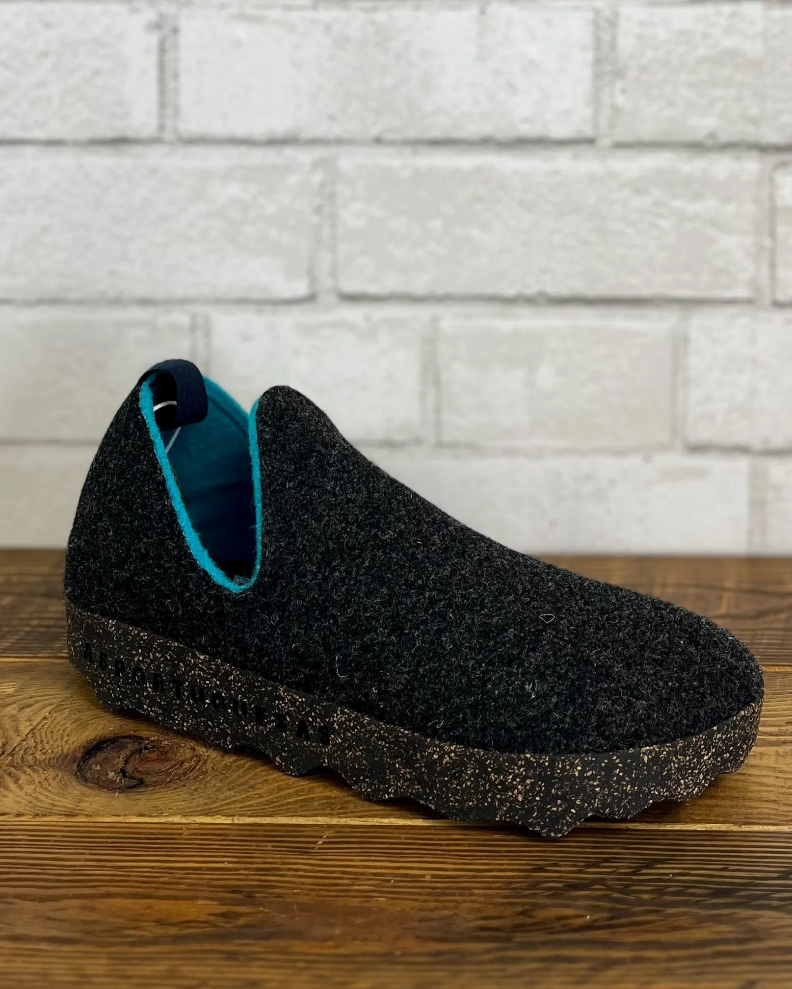 City in Anthracite Slides Shoes