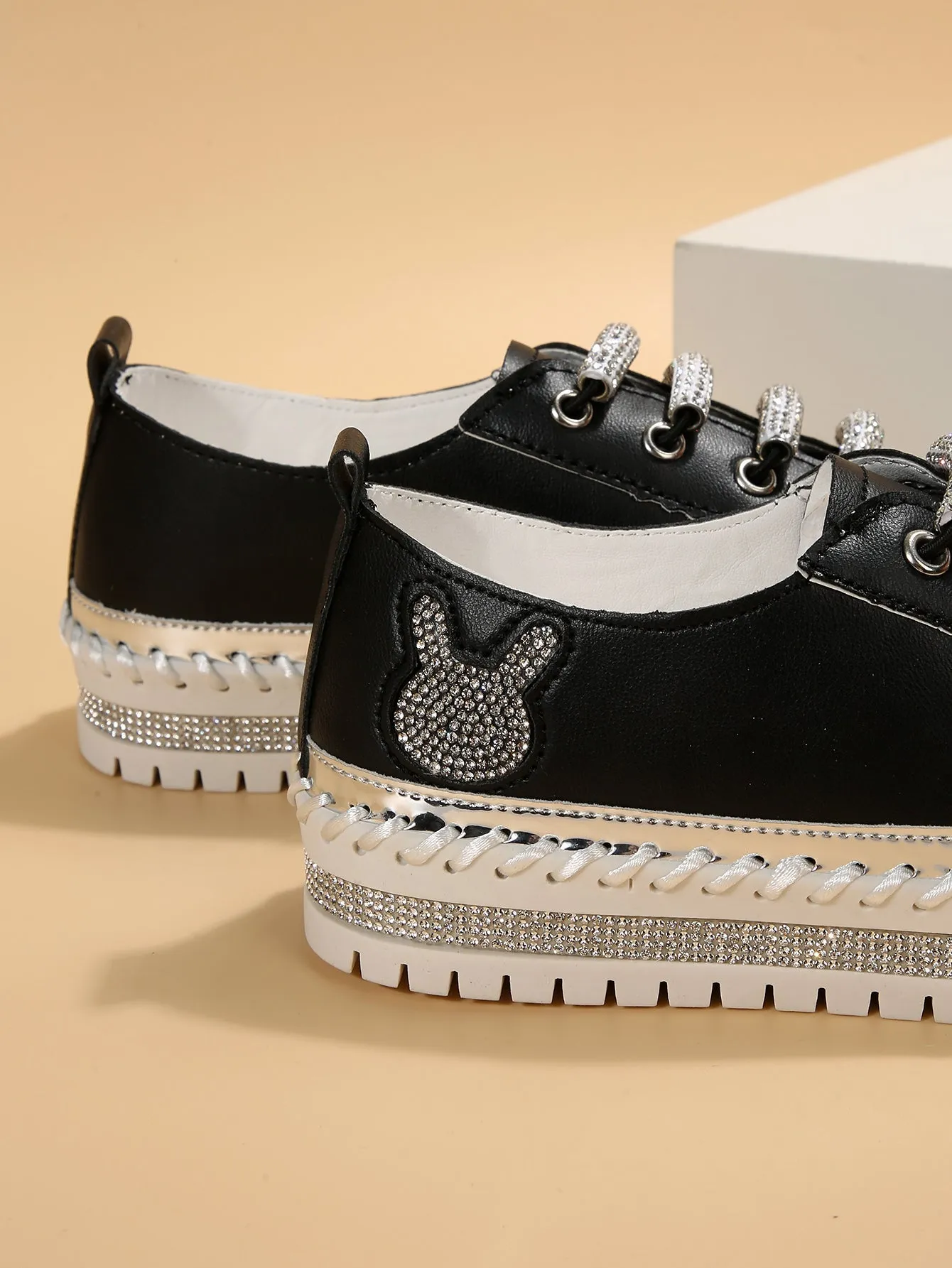 Nanccy Casual Thick Soled Soft  Shoes Composite Toe Work Boots For Electricians