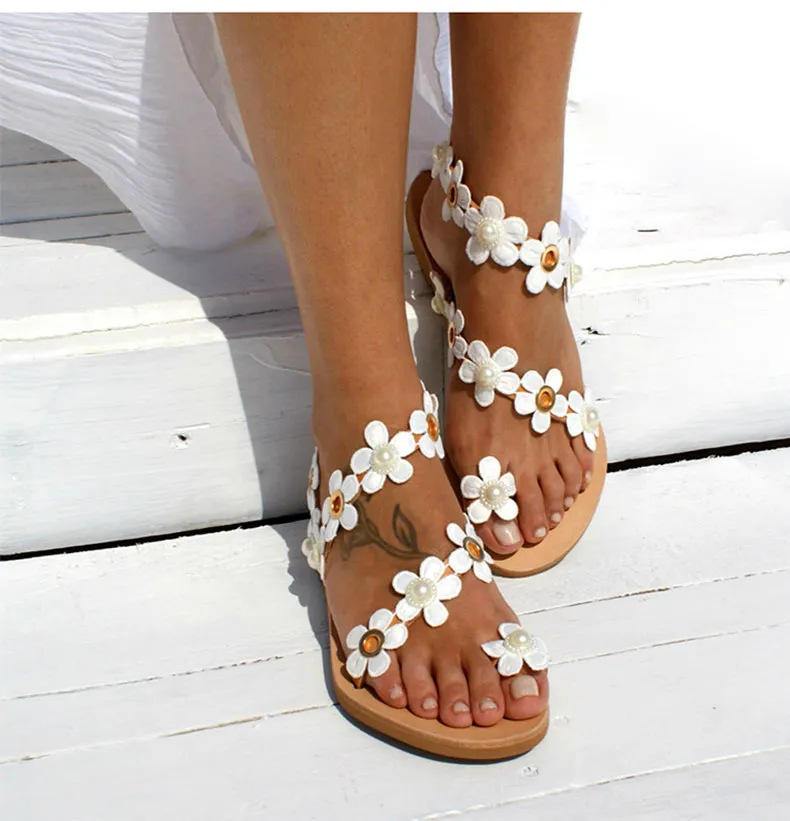 Size 14 Wide Flip Flops Women Sandals Bohemia Style Summer Shoes For Women Flat Sandals Beach Shoes 2019 Flowers Flip Flops Plus Size Chaussures Femme