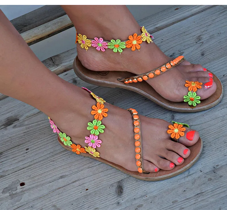 Women Sandals Bohemia Style Summer Shoes For Women Flat Sandals Beach Shoes 2019 Flowers Flip Flops Plus Size Chaussures Femme Best Camping Flip Flops