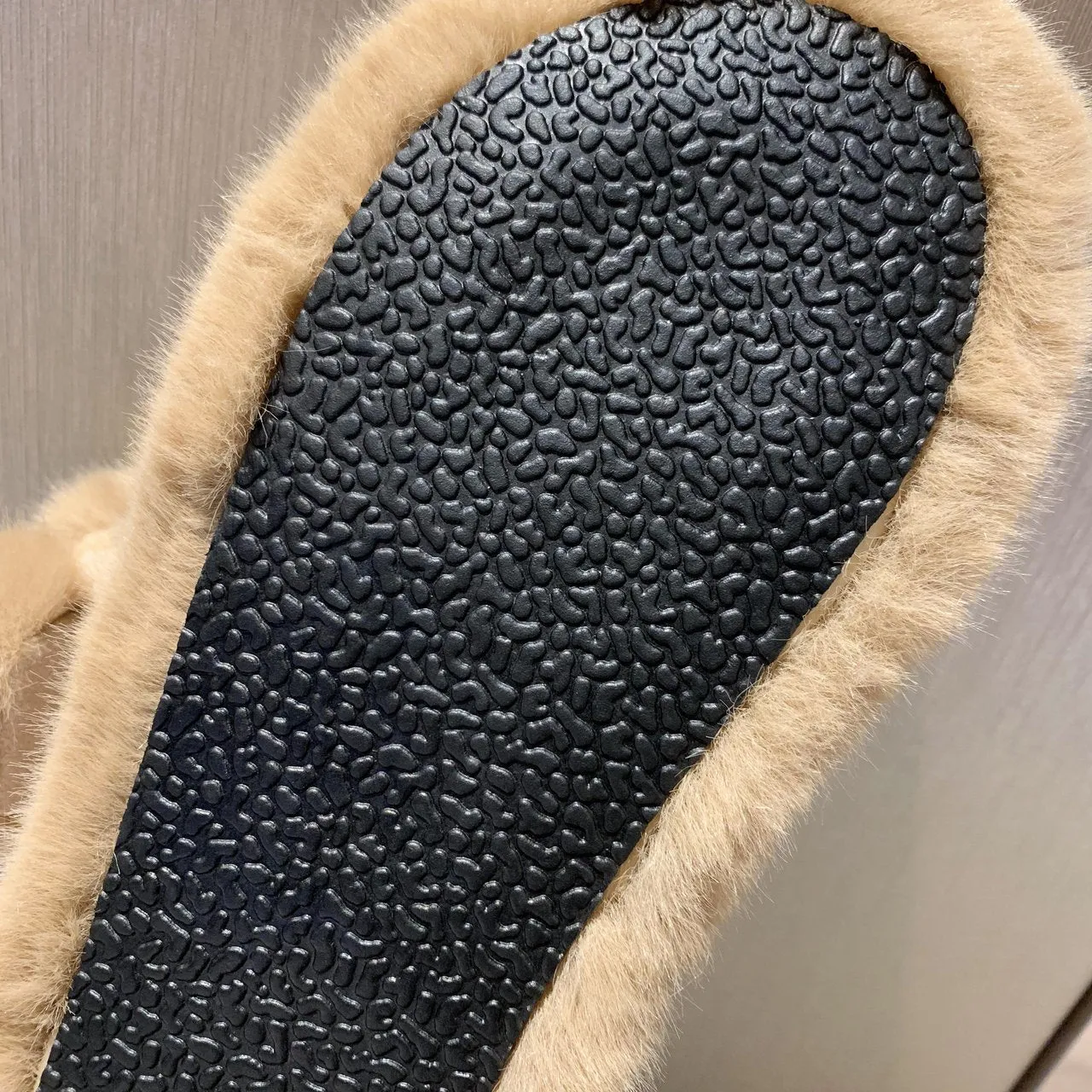 Chicvane Women's Two Bands Faux Fur Platform House Indoor Or Outdoor Slippers Slippers Big