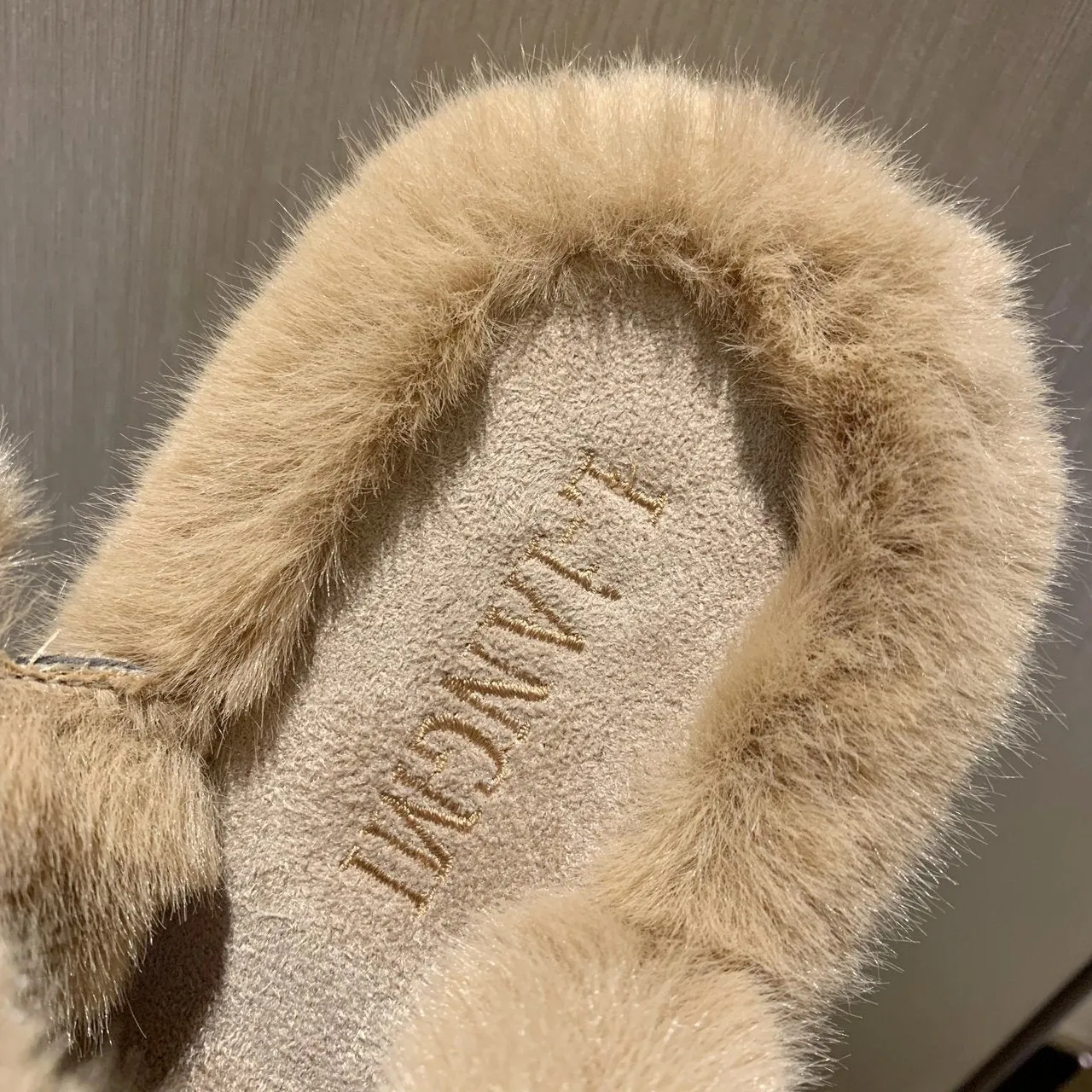 Fish Slides Chicvane Women's Two Bands Faux Fur Platform House Indoor Or Outdoor Slippers