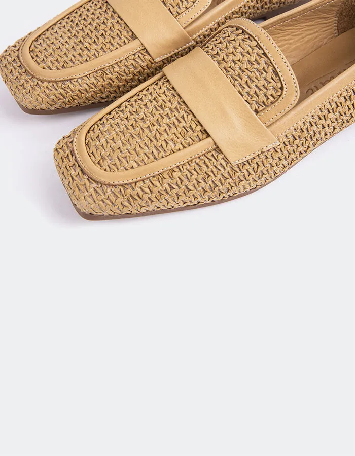 Emma Chamberlain Loafers Brescia Camel Rafia