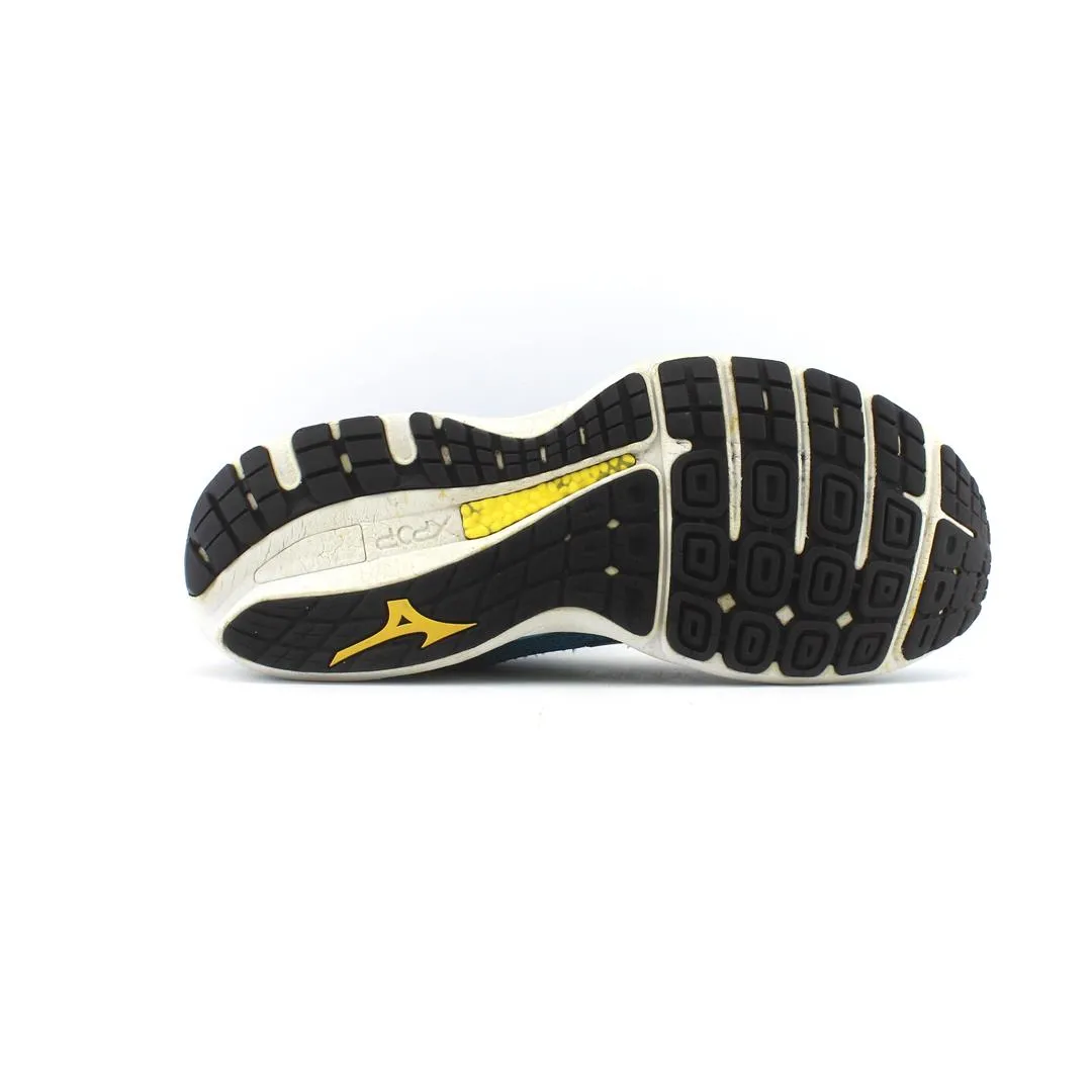 Best Running Shoe For Larger Runners MIZUNO WAVE SKY 3