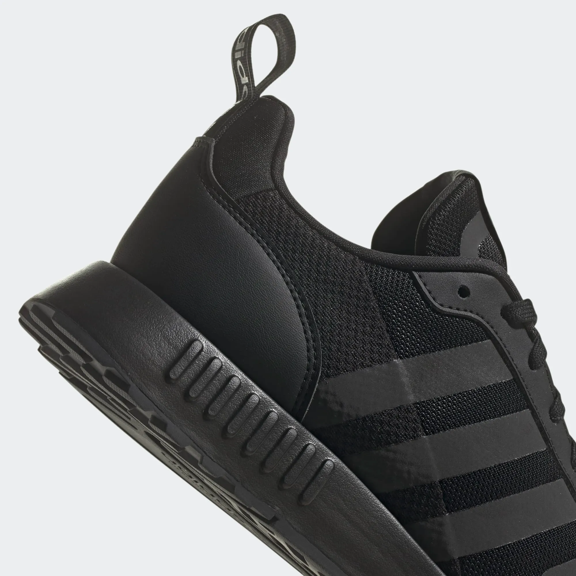 Adidas Seeley Shoes Adidas Men's Multix Shoes - Core Black / Carbon
