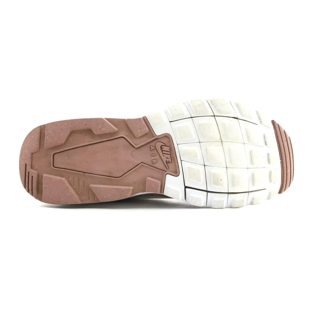 Running Shoe Near Me NIKE  AIR MAX MOTION LW