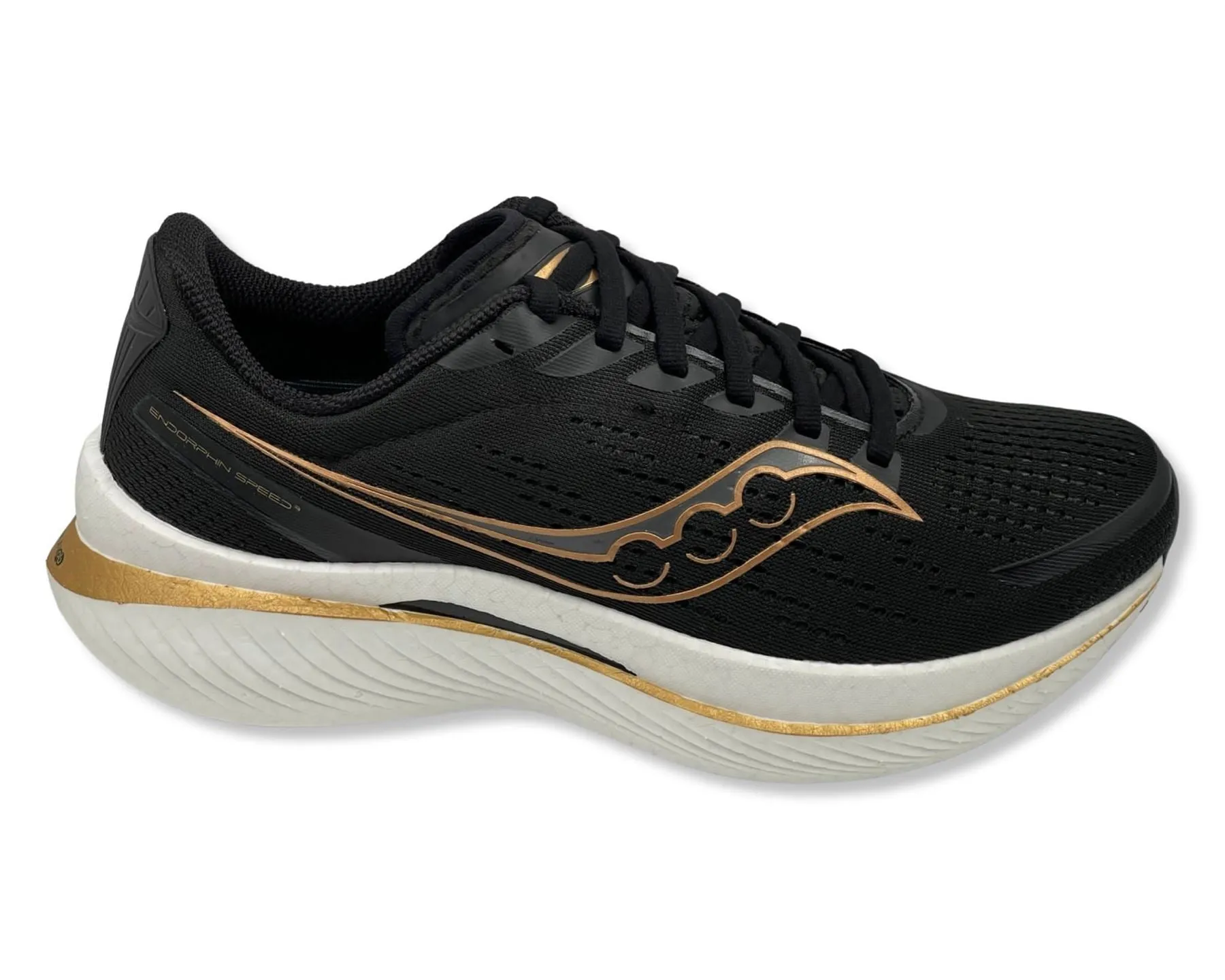 Saucony Endorphin Speed 3 Wide Running Shoes for men in Black Running Shoes On Clearance