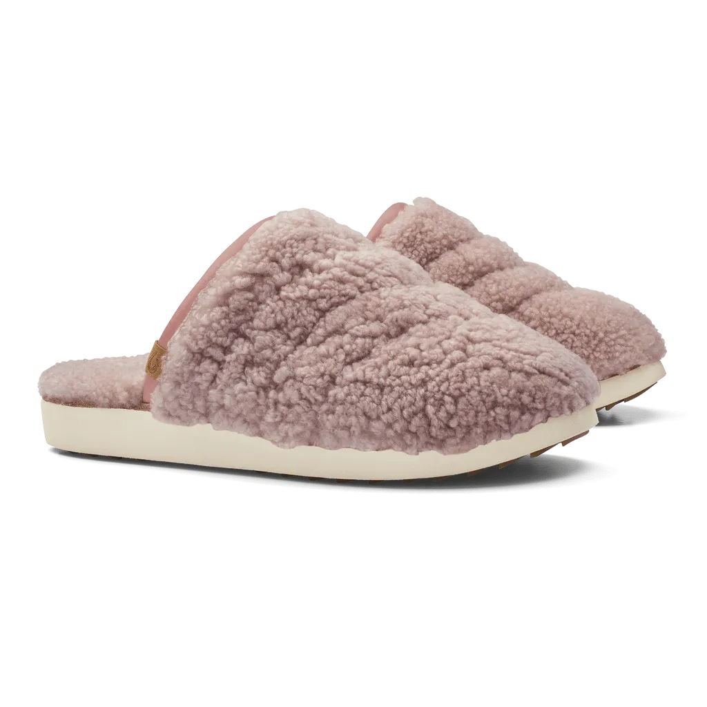 Soft Soled Slippers OluKai Women's Pupu Mua Slippers- Pink Sea Salt