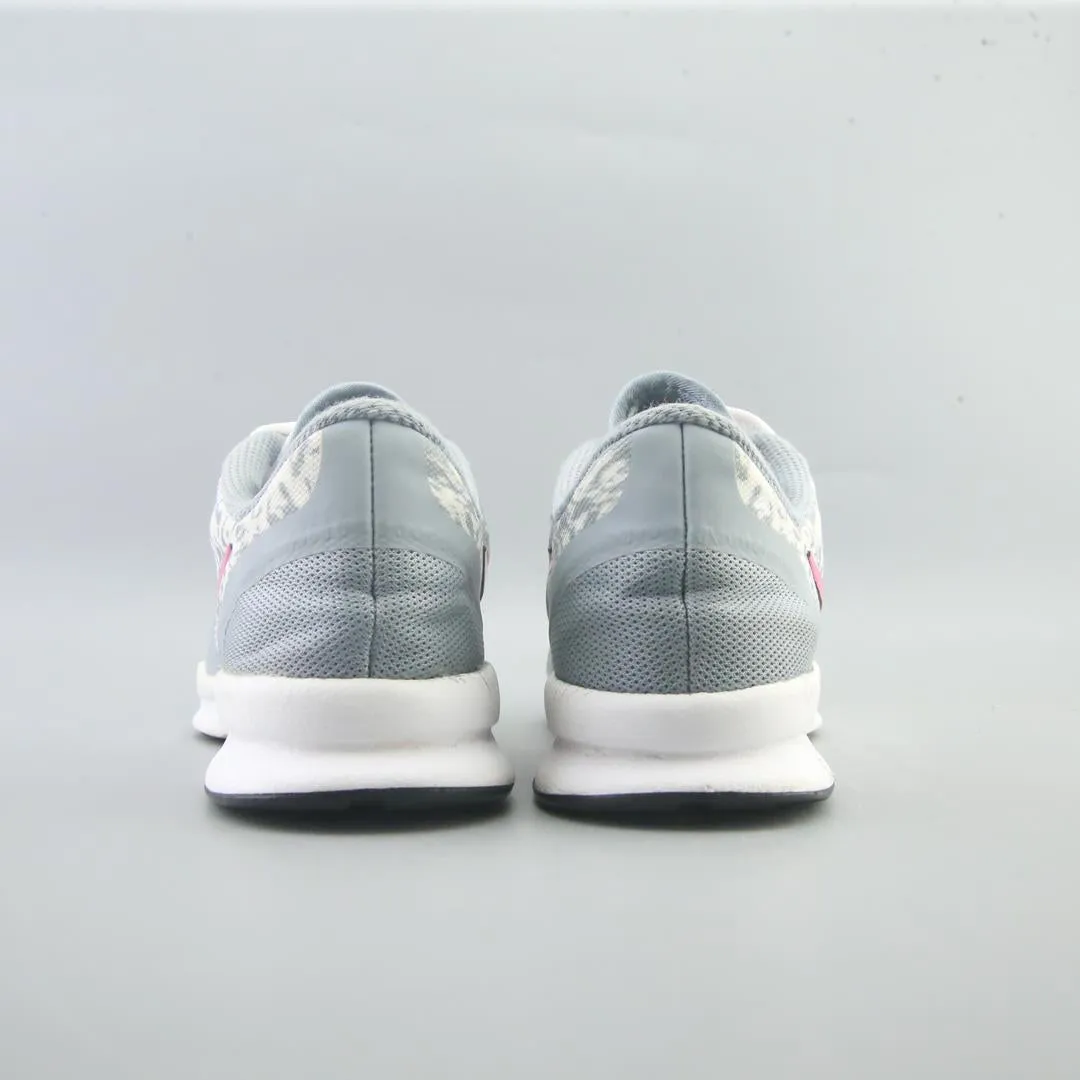 NIKE IN-SEASON TR 4 Running Shoes Vs Sneakers