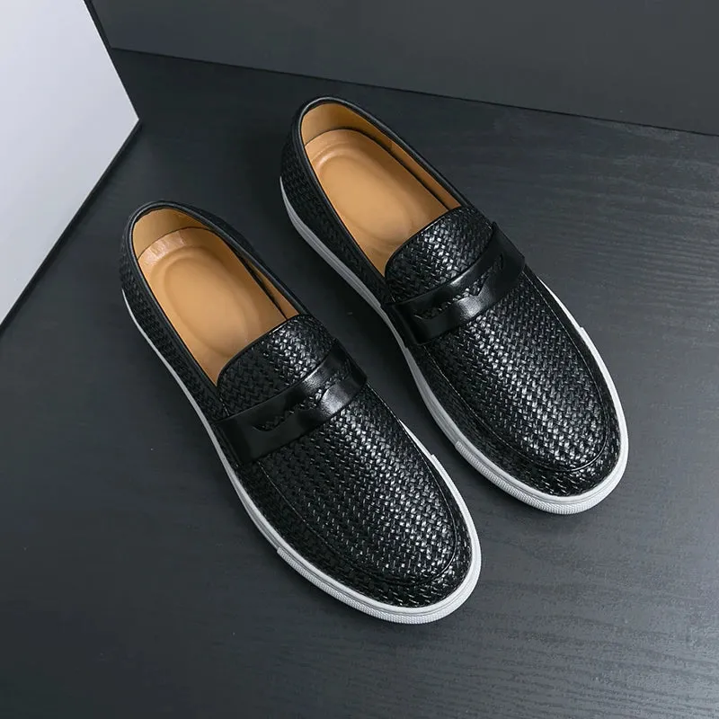 Flat Wide Dress Shoes Fashion Slip On Loafers Men Shoes Board Soft Casual Leather Shoes Men Sneakers Party Weave Pattern Shoes For Man Flat Free