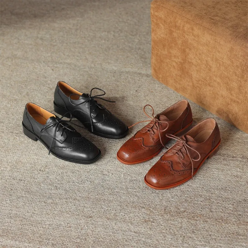 Mens Wingtip Oxford Top Layer Cowhide Brogue Shoes Lace Up Oxford Tie Shoes for Women in Brown/Black