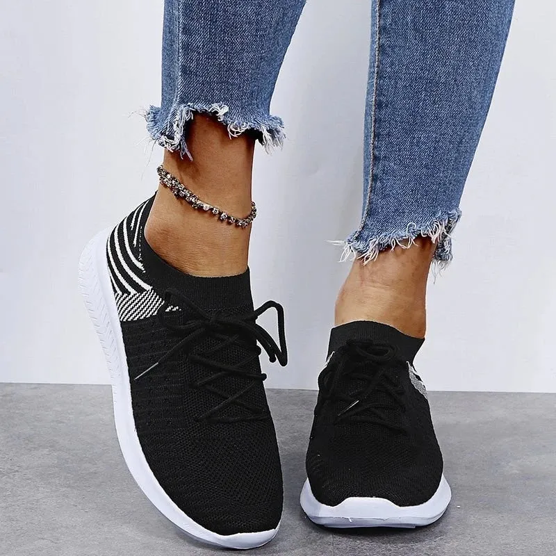 TRENDY WOMEN'S SHOES WITH ORTHOPEDIC FOOTBED Ssense Sneakers