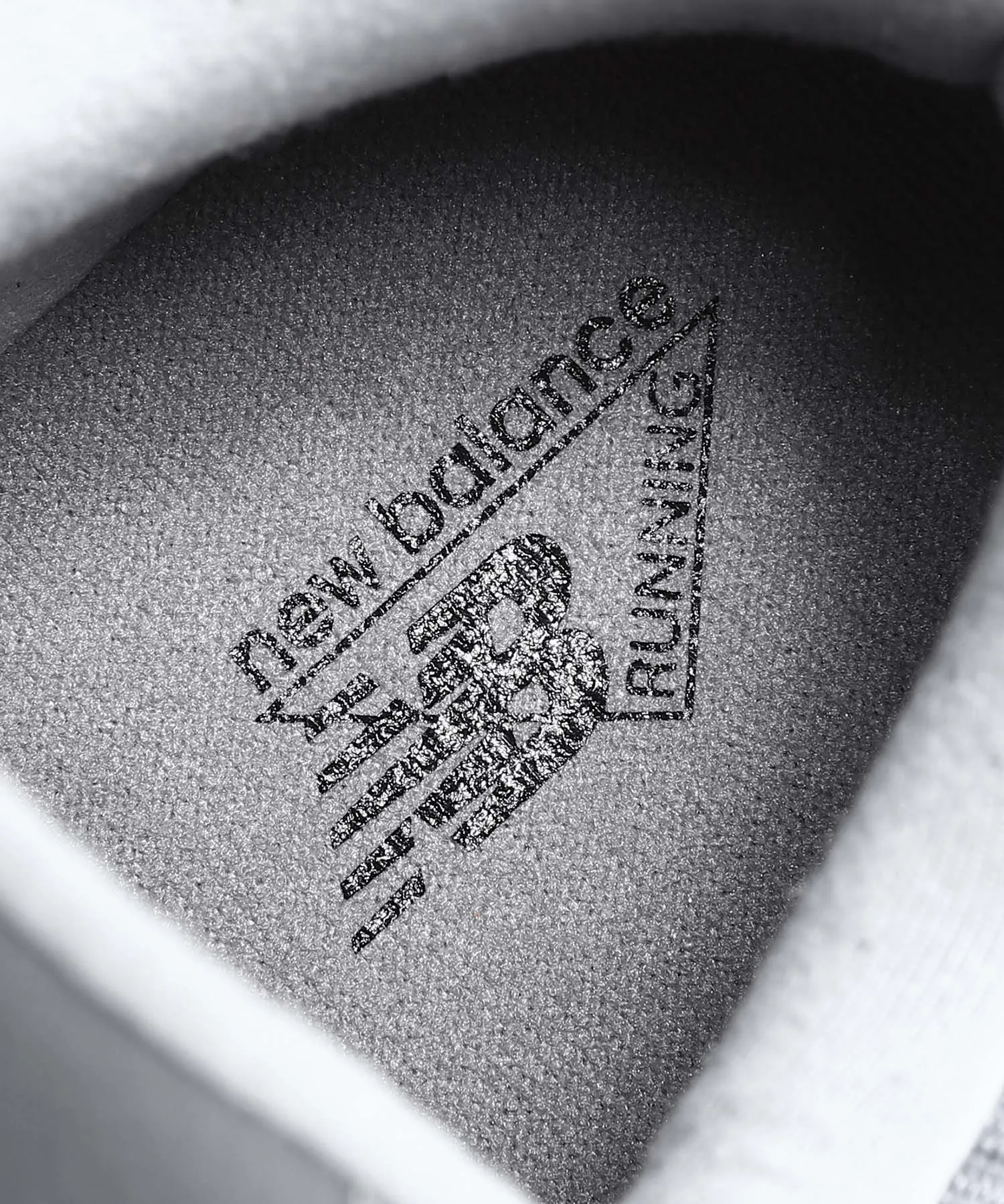 U9060SG Customer Service New Balance