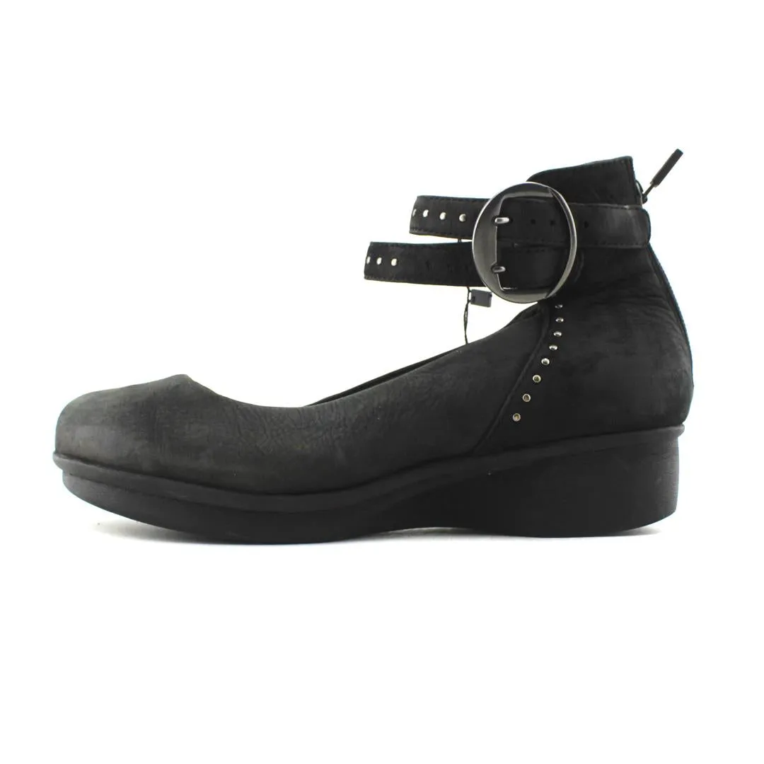 DANSKO . Ugly Slippers Funny