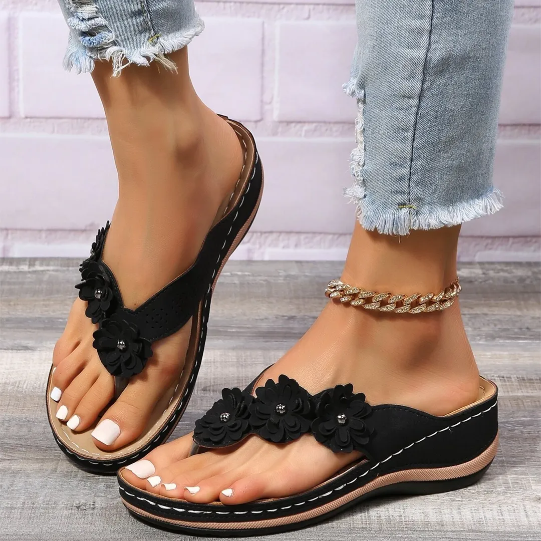 Uniqcloud Retro Studded Flowers Arch Support Wedge Flip Flops Slip Resistant Flip Flops