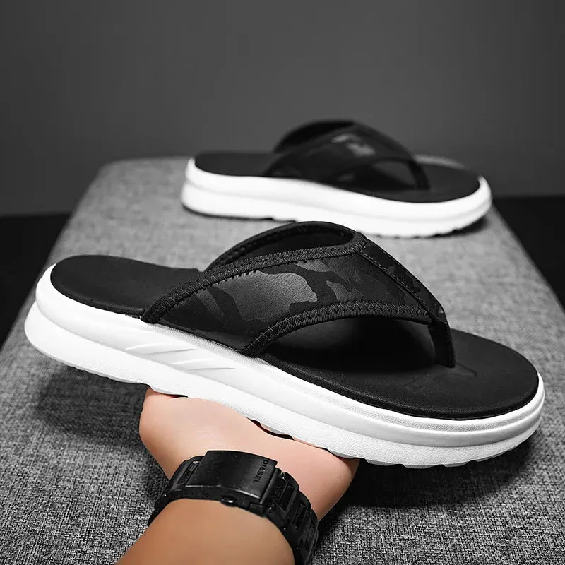 High Quality Outdoor Men Flip Flops Sandals Beach Slippers Design Mens Non-slip Comfortable Indoor Slippers Men Casual Shoes Warmest House Slippers