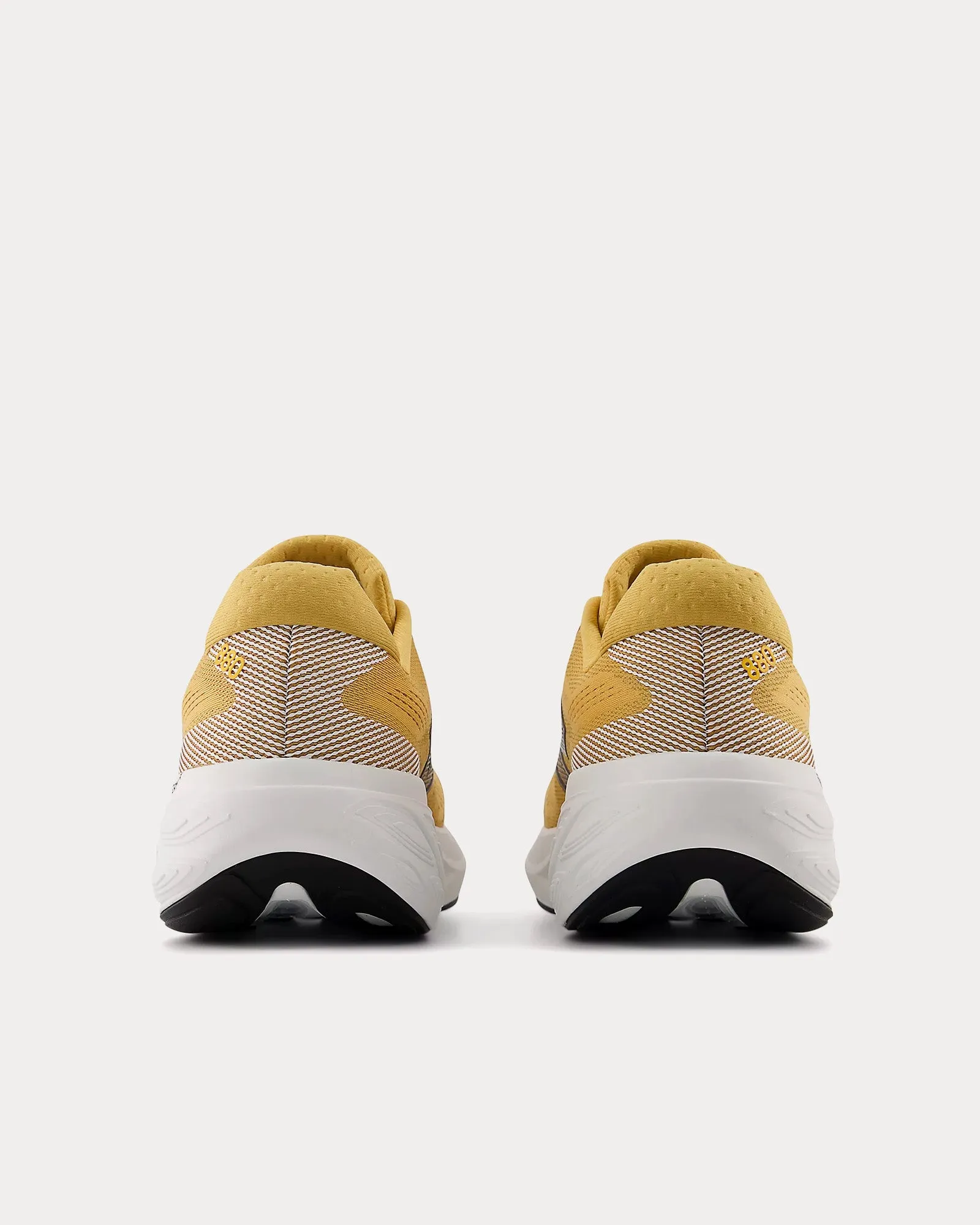 Fresh Foam X 880v15 Dried Apricot / White / Marmalade Running Shoes White And Gold New Balance Cleats