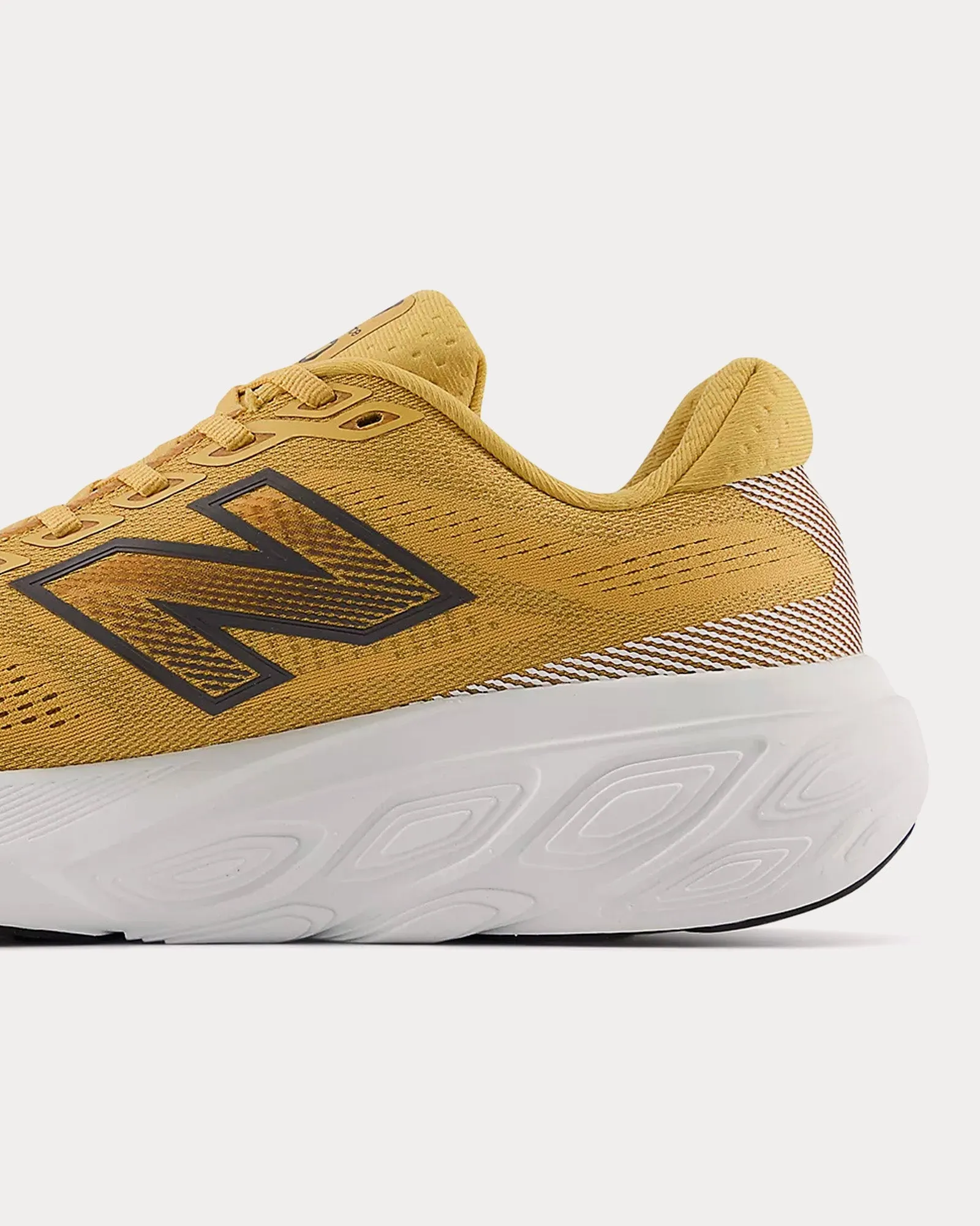 Fresh Foam X 880v15 Dried Apricot / White / Marmalade Running Shoes New Balance 2002r Orb Pink