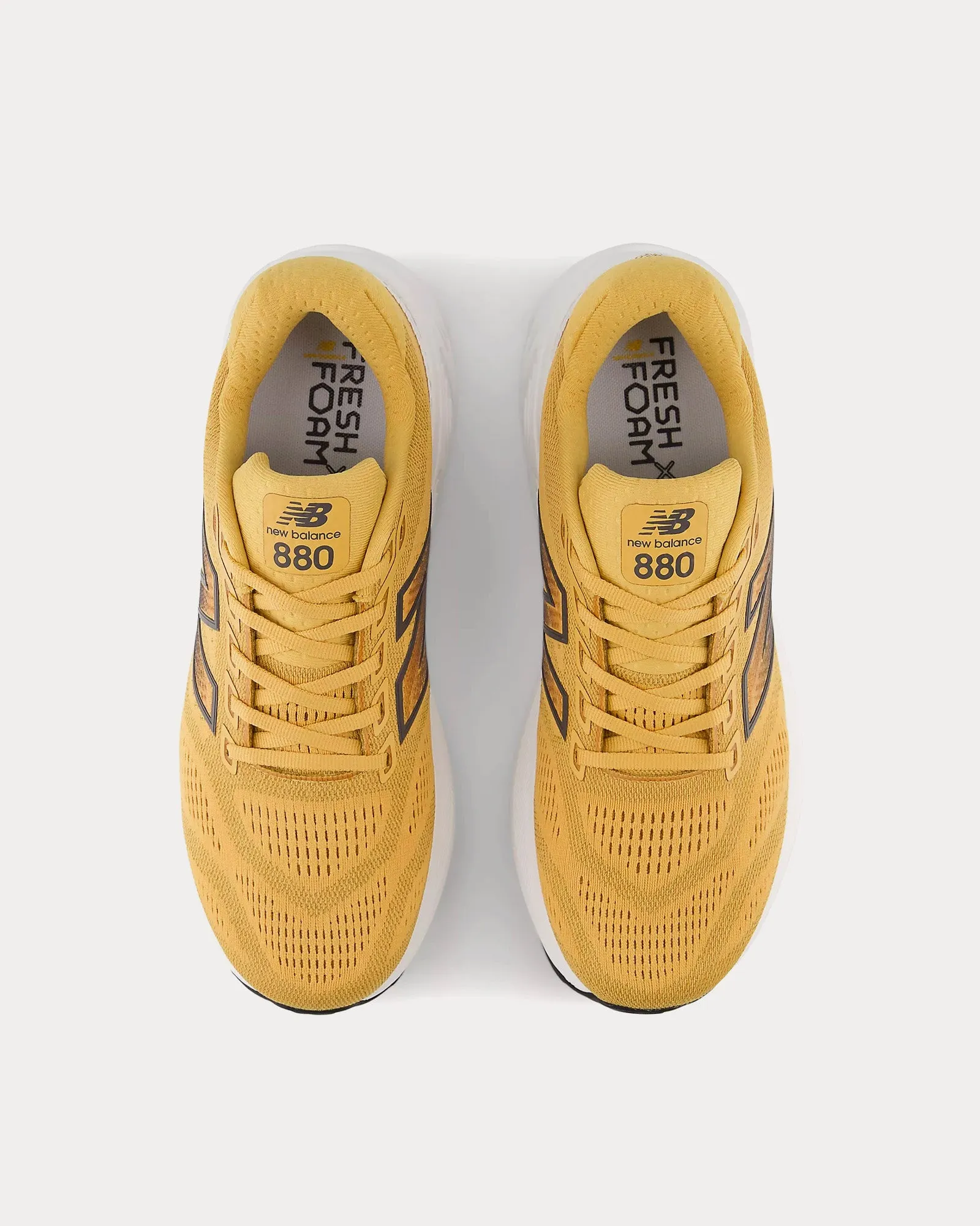 Fresh Foam X 880v15 Dried Apricot / White / Marmalade Running Shoes New Balance Nuevas