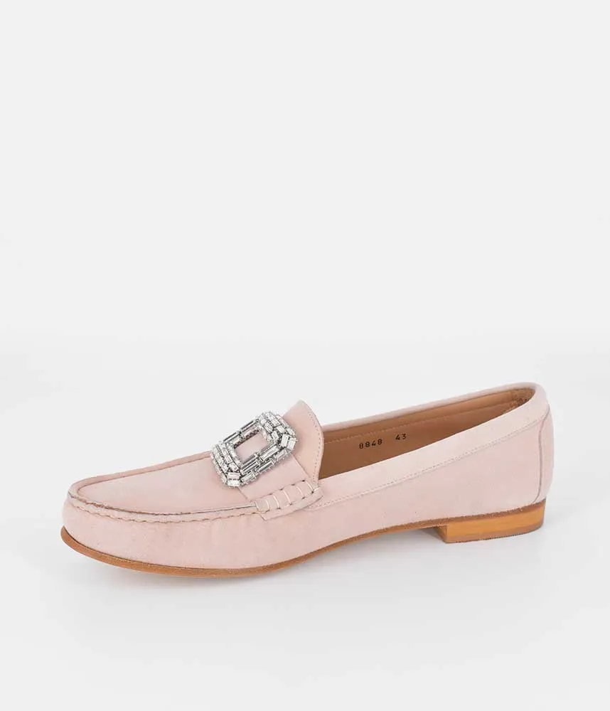 Vittoria Mengoni Stylish Beige Loafers Paul Green Loafers