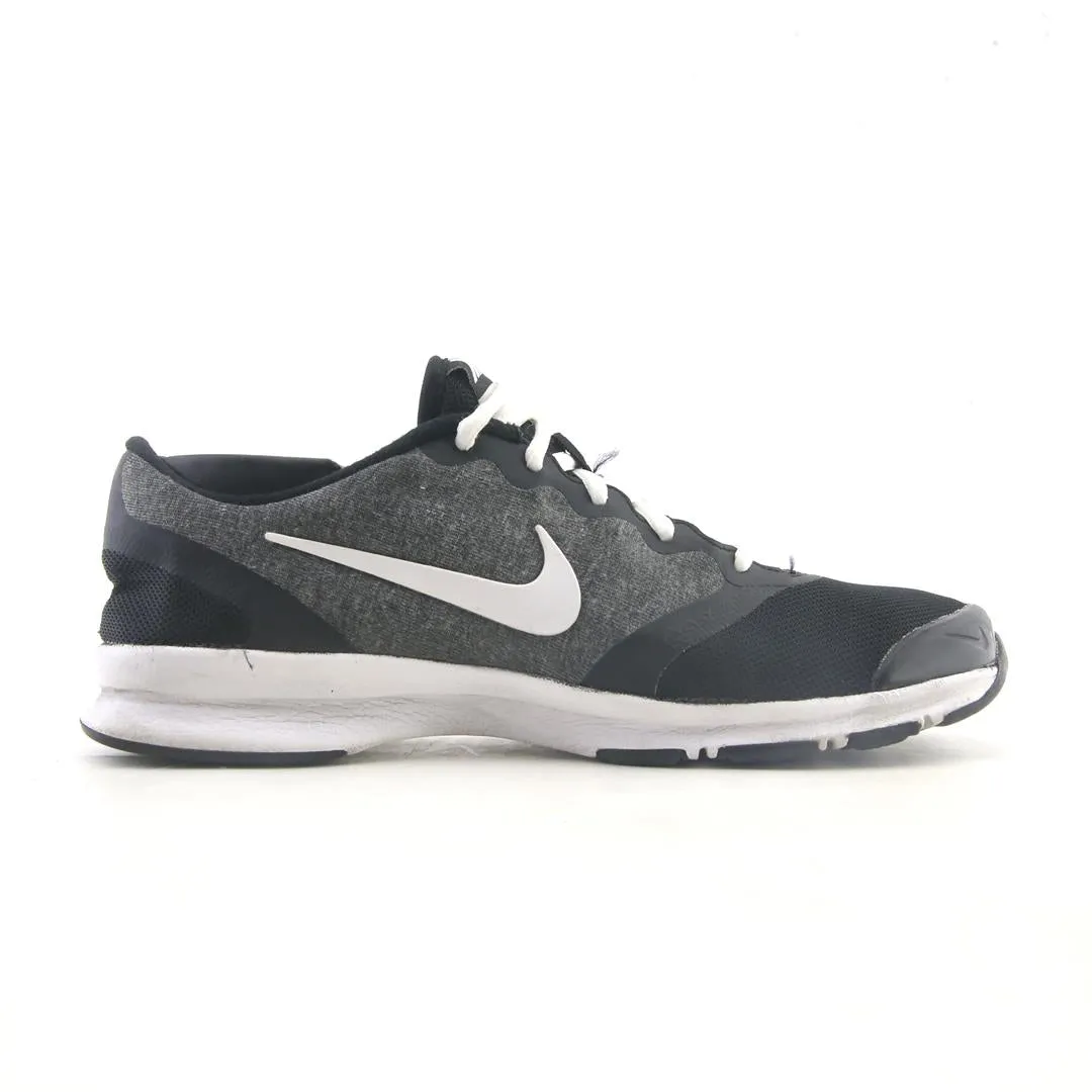 Running Shoe Charm NIKE  IN-SEASON TR 4
