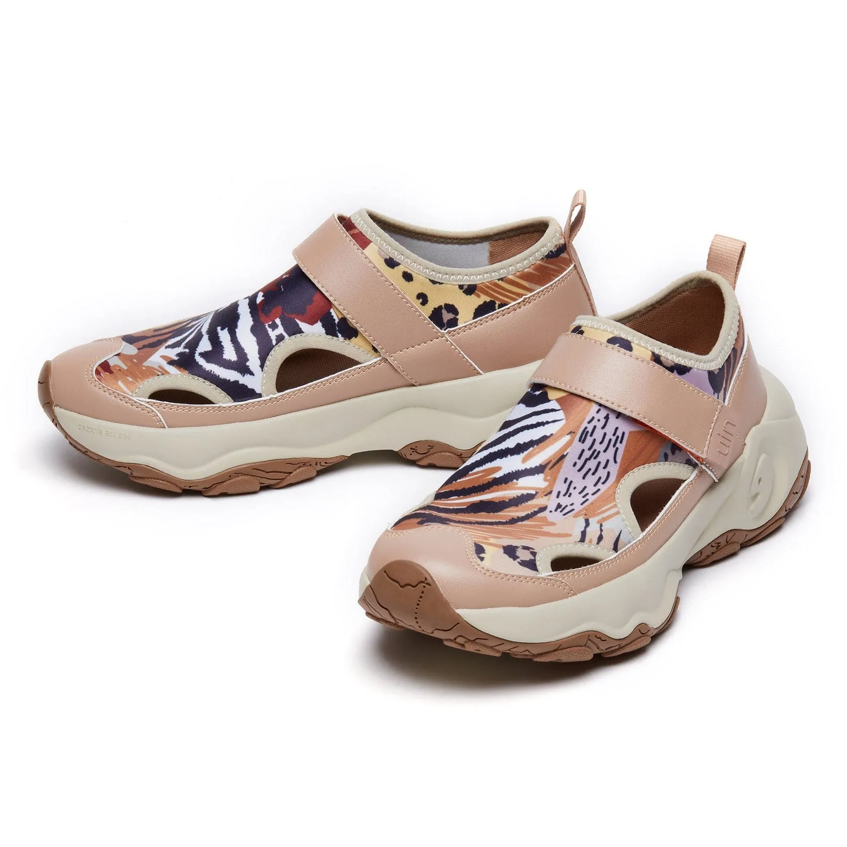 Insulated Slip On Shoes Wild Tiger Cazorla VI Women