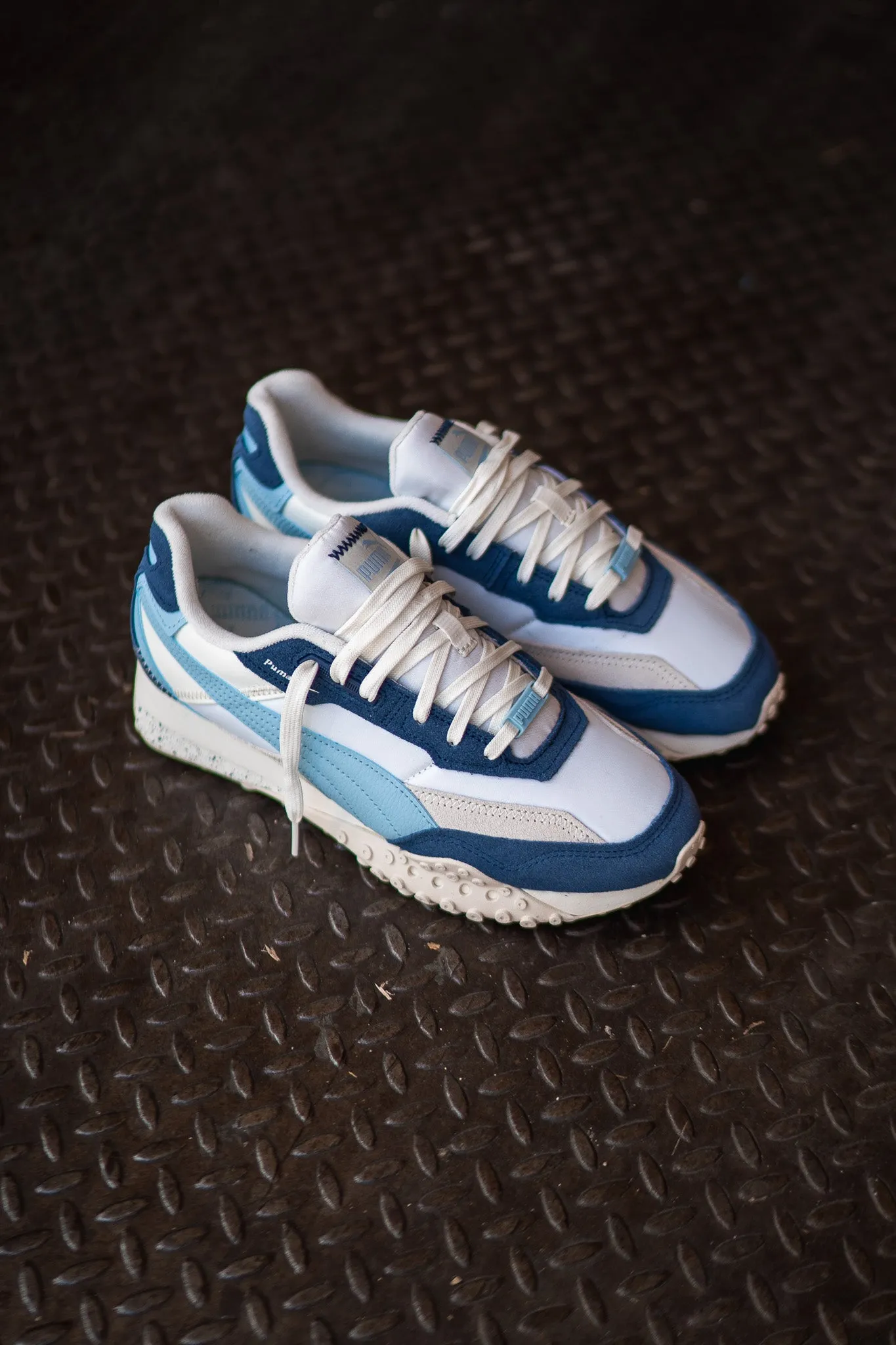 Women Puma Blacktop Rider (Warm White/Inky Blue) Oasis Sneakers