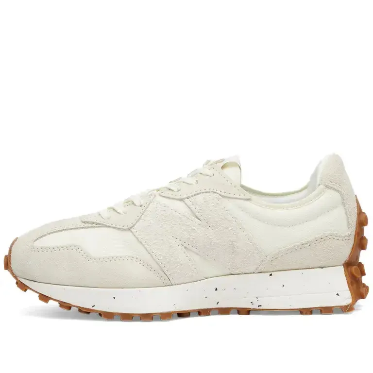 Size 8 New Balance Women's 327 | carryover