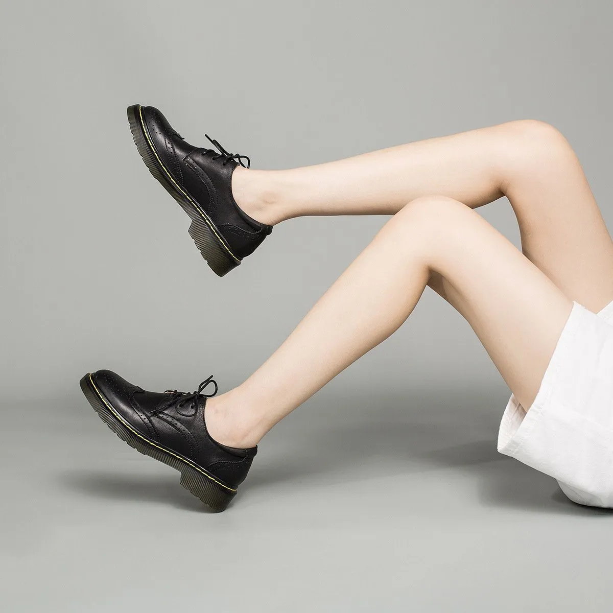 Parties Mate Oxfords Womens Wingtip Shoes Handmade Leather Brogues Oxfords & Tie Flats Elegant Black/White