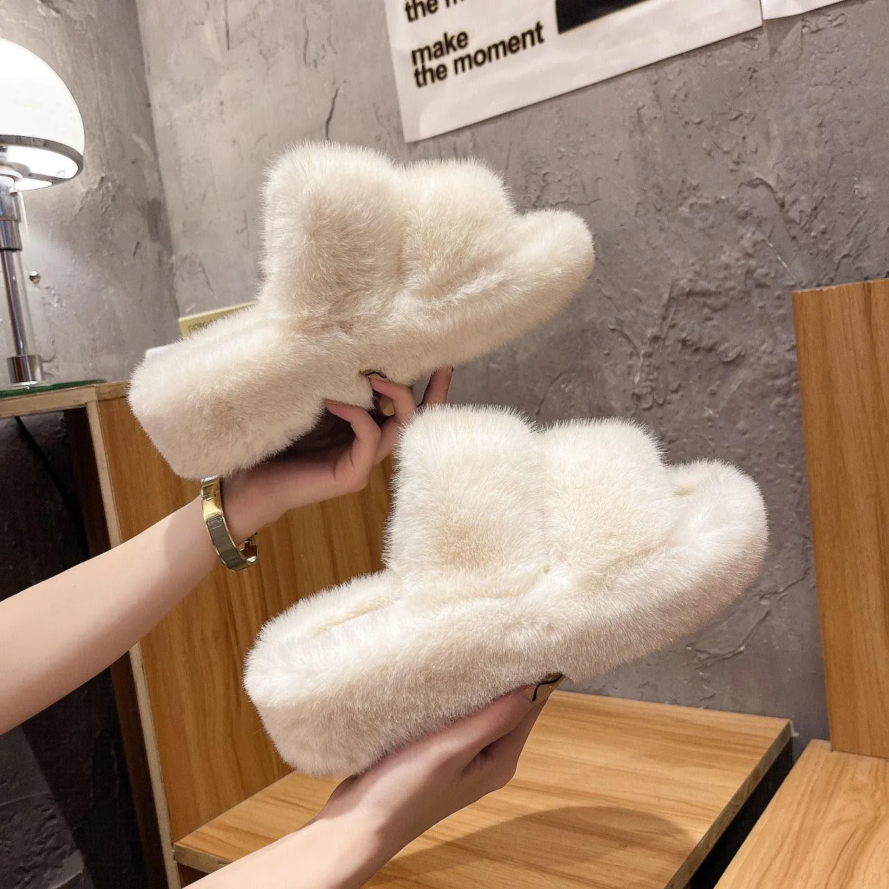 Women Wool Slippers Jewel Flip Flops